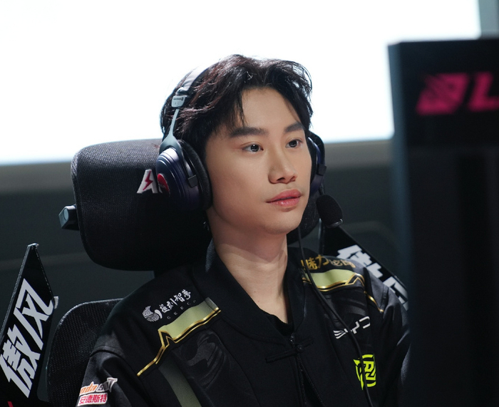 九游体育入口Doinb连续二十场比赛得分超过问鼎冠军，G2挑战极限！(doinb拿过几个冠军)