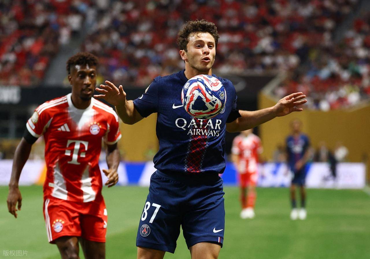 九游体育官网关键时刻突围战来临，巴黎圣日耳曼围绕NBA季后赛更衣室发声，底气十足，轮换策略成焦点的简单介绍